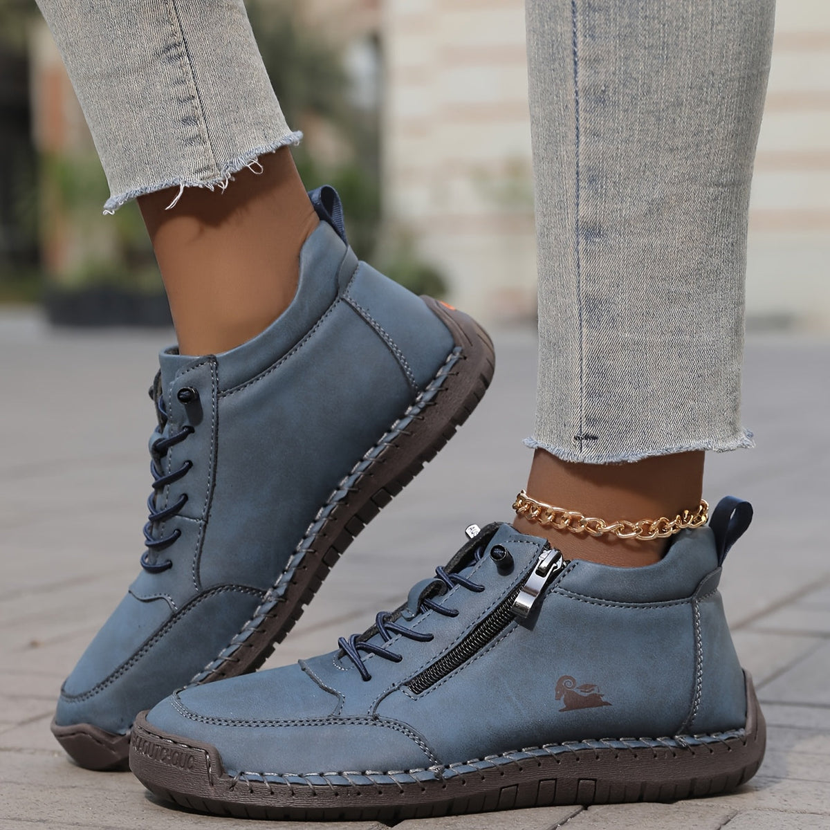 Roberta | Women Wide Toe Box Cushioned Walking Shoes