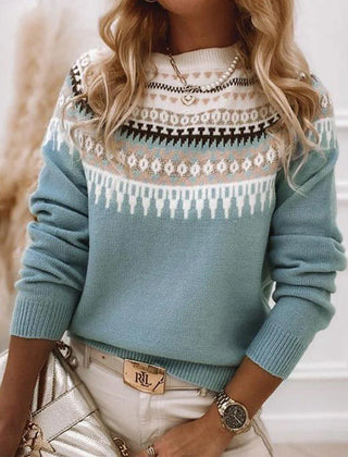 Women’s knitted sweater from Christine Brewer, Sydney style, in soft fabric with a cozy, casual fit and ribbed cuffs and hem.