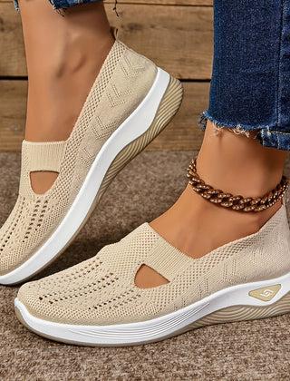 Comfortable Christine Brewer non-slip orthopedic shoes for women with free insoles, ideal for walking and everyday support.