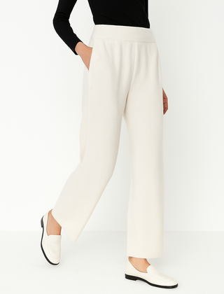 Women’s loose pull-on jogger pants by Christine Brewer, comfortable cashmere-style casual pants for women.