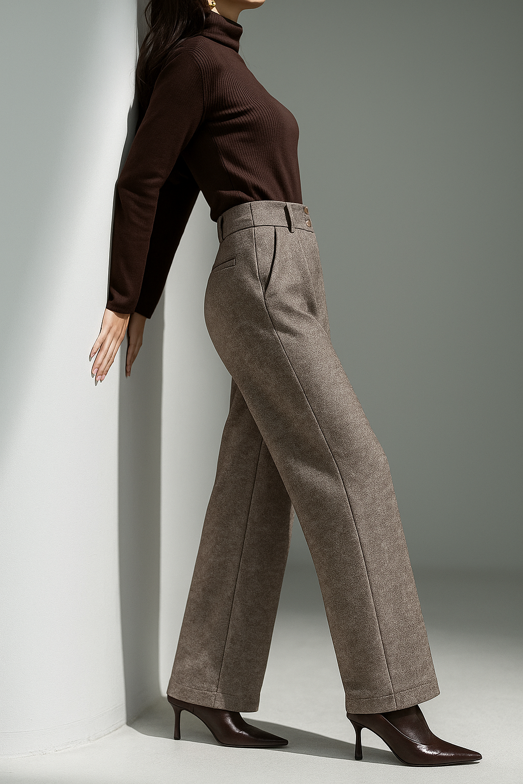 Elegant wide-leg trousers for women, tailored by Christine Brewer, in a stylish autumn outfit.