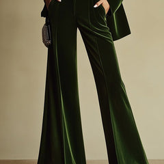 Emerald green loose velvet two-piece suit set for women with pants, stylish and comfortable by Christine Brewer.