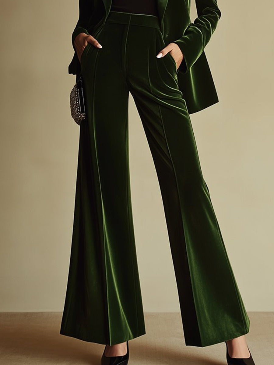 Emerald green loose velvet two-piece suit set for women with pants, stylish and comfortable by Christine Brewer.