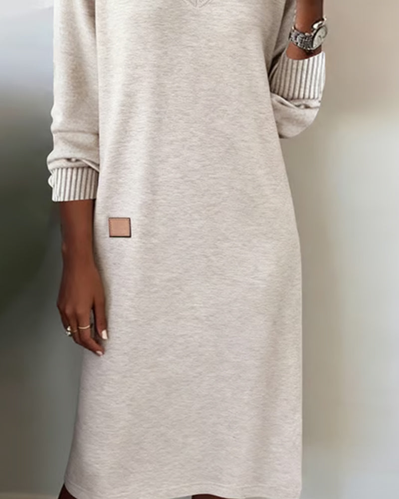 Mariana | Striped Relaxed-Fit V-Neck Sweater Dress for Women