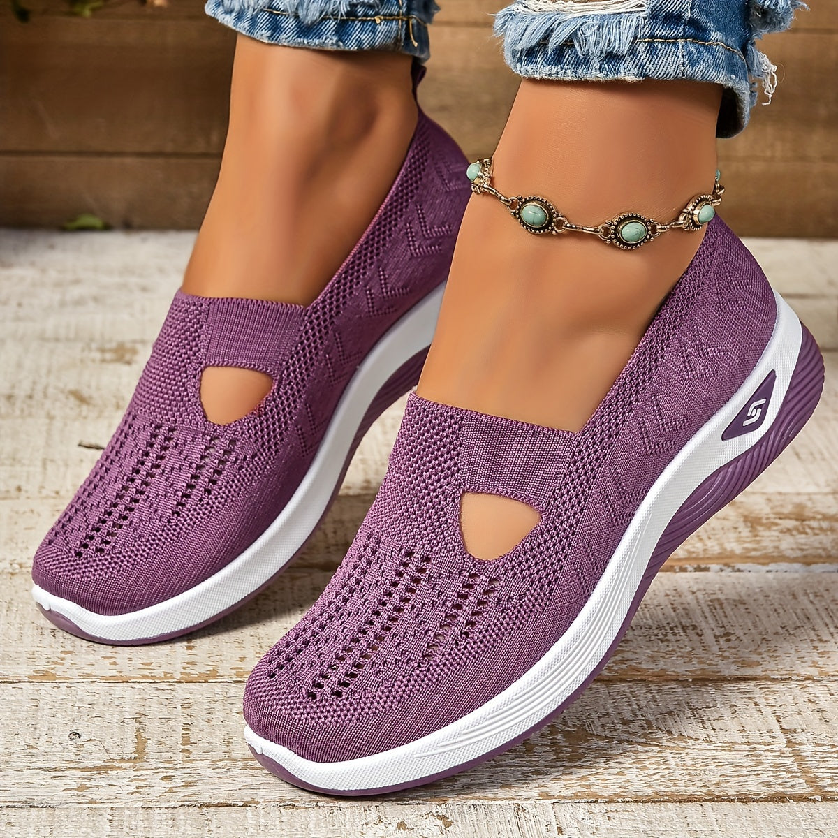 Christine Brewer orthopedic non-slip women's shoes with free insoles, designed for comfort and support during walking.