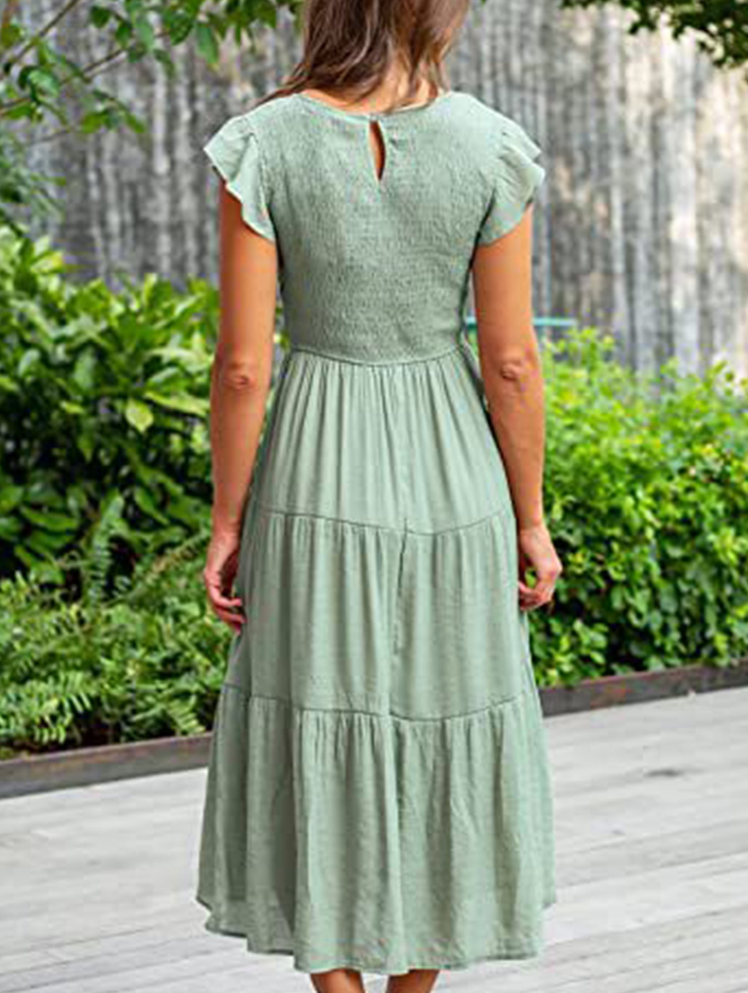 Light green solid color cross-border sleeved dress by Christine Brewer, featuring a stylish and comfortable design.