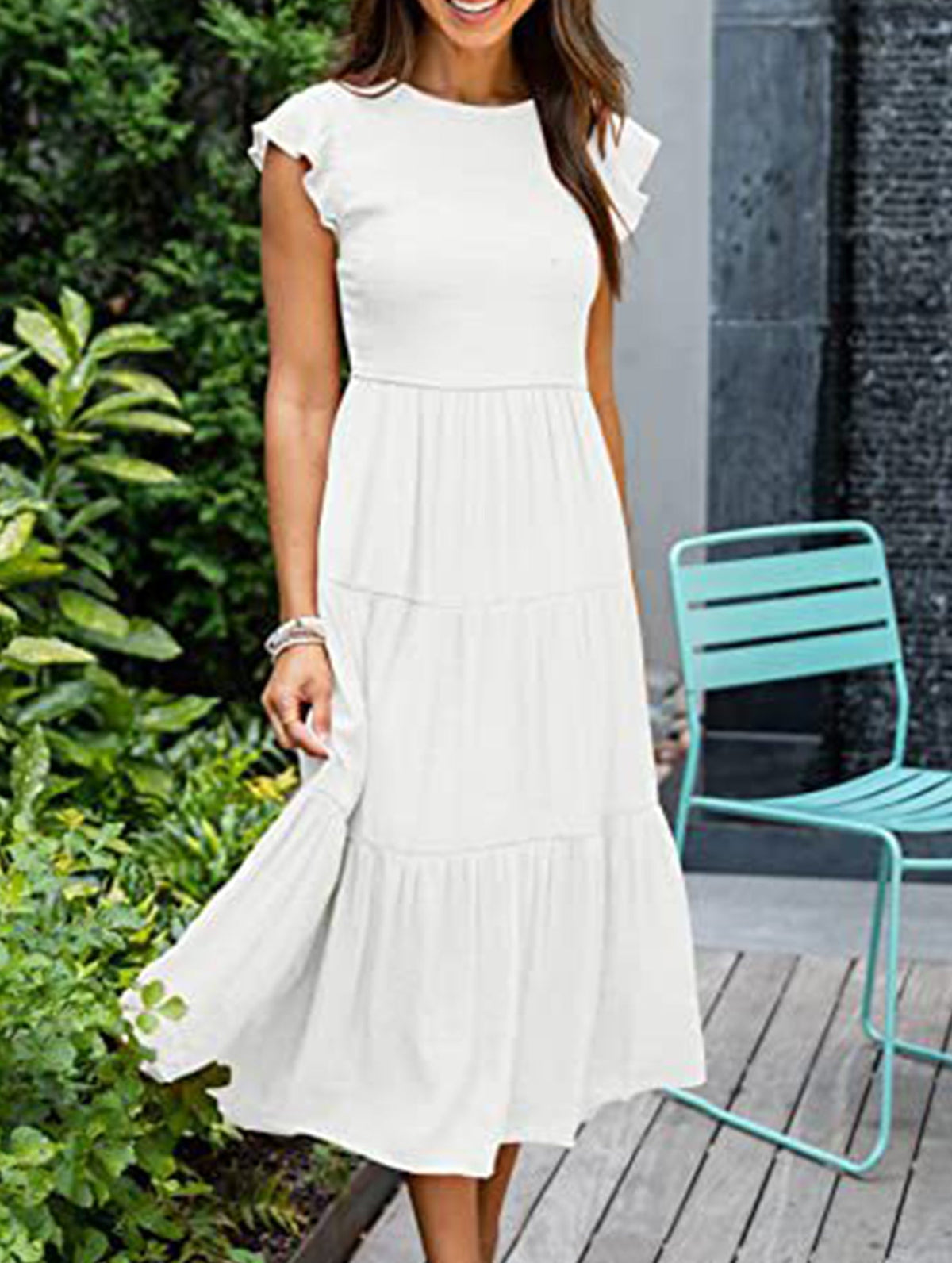 White solid color cross-border sleeved dress by Christine Brewer, featuring a stylish design perfect for casual or formal occasions.
