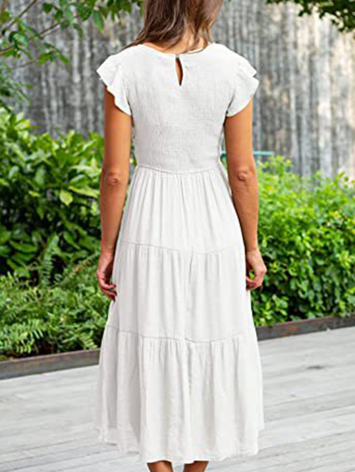 White solid color cross-border sleeved dress by Christine Brewer, featuring a stylish design and elegant fit.