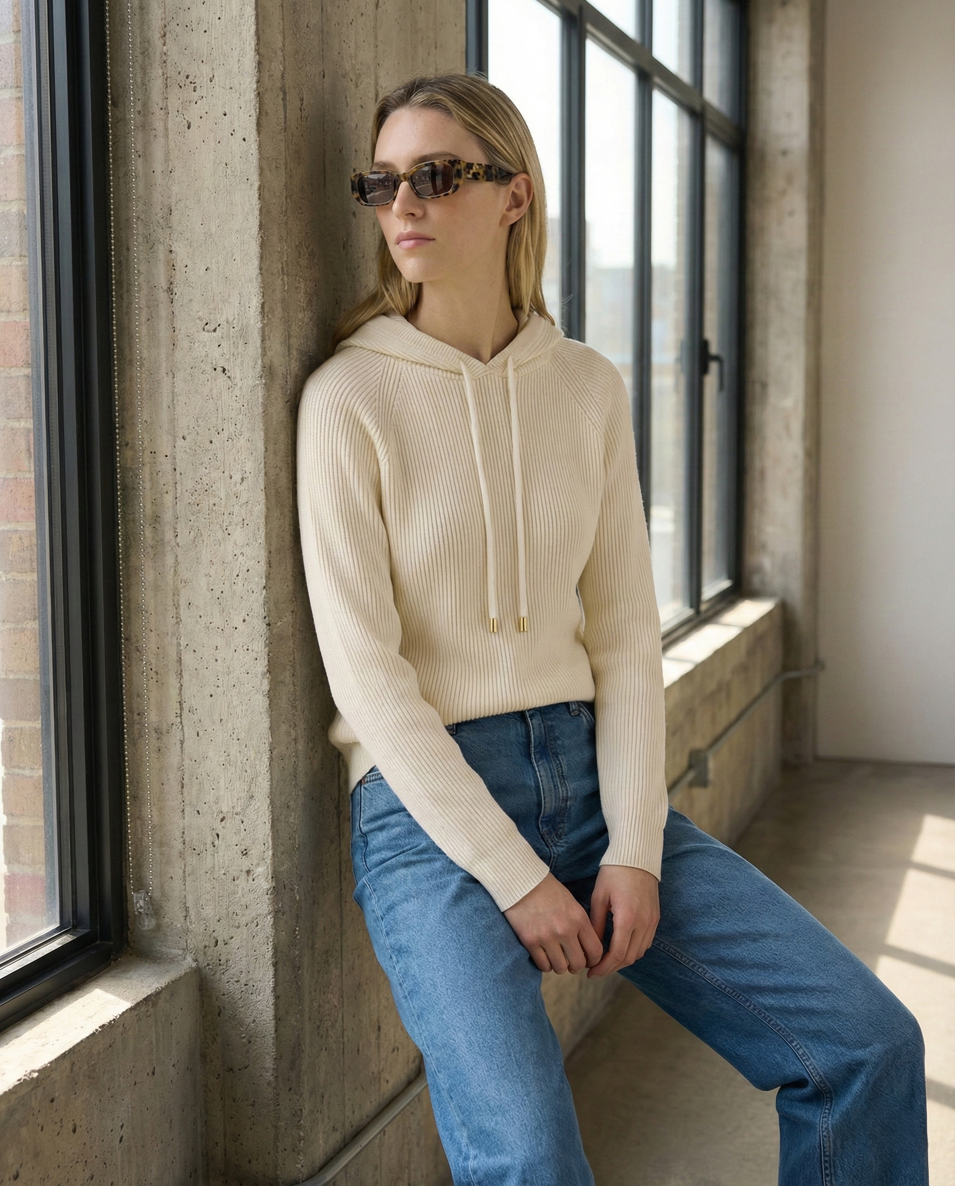 Christine Brewer Claudia cashmere hoodie for women, soft cream-colored hoodie with a relaxed fit and hooded design.