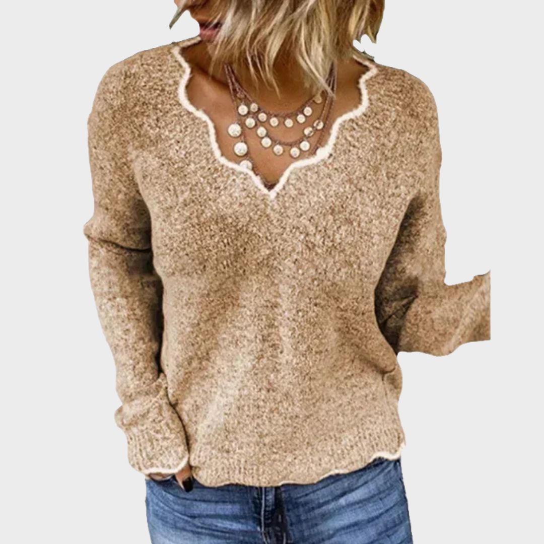 Nienke Huiswerk wearing the Christine Brewer Kayla knit sweater for women, featuring a cozy, textured knit design.