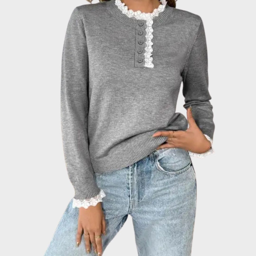 Nienke Huiswerk wearing the Josie knit sweater for women by Christine Brewer, featuring a cozy, textured fabric in a stylish fit.