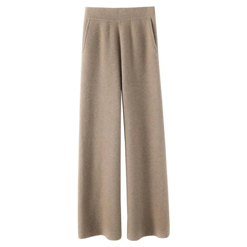 Women's loose pull-on jogger pants by Christine Brewer, comfortable casual pants with relaxed fit and elastic waistband.