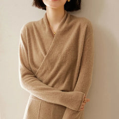 Christine Brewer Dawn cashmere sweater for women, soft beige knit with long sleeves and a cozy, stylish fit.