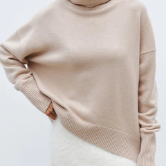Christine Brewer Erica oversized women's turtleneck sweater in cozy knit, featuring a relaxed fit and classic design.