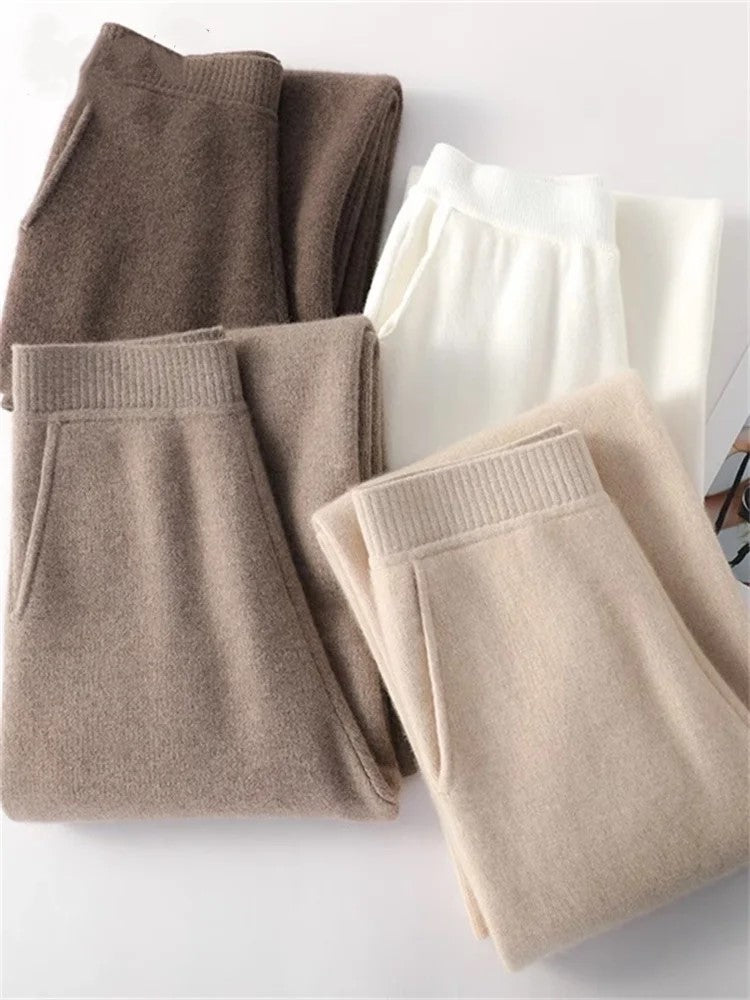 Women’s loose pull-on jogger pants by Christine Brewer, comfortable casual pants with relaxed fit and elastic waistband.