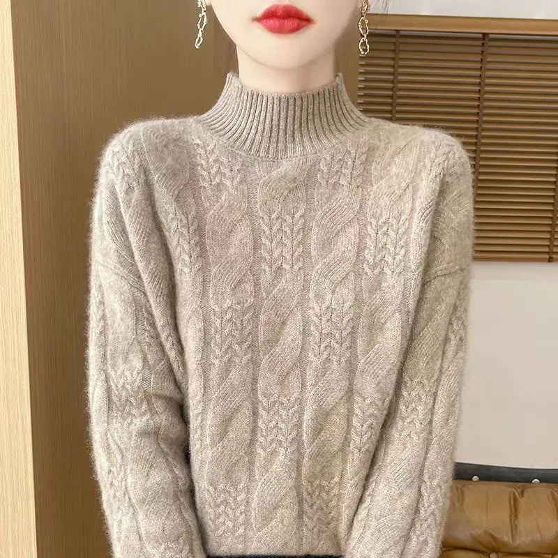 Christine Brewer Janet cashmere cable knit sweater for women, showcasing a cozy, textured knit design in soft, luxurious fabric.