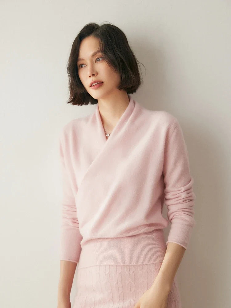 Women’s Dawn cashmere sweater by Christine Brewer, soft beige knit with a relaxed fit, shown on a mannequin.