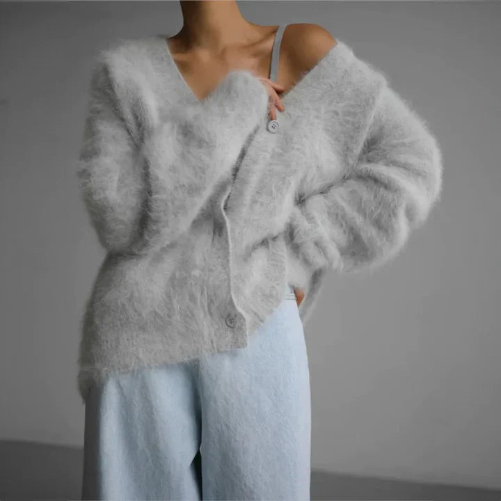 Belinda | Relaxed-Fit Button-Front V-Neck Cardigan for Women