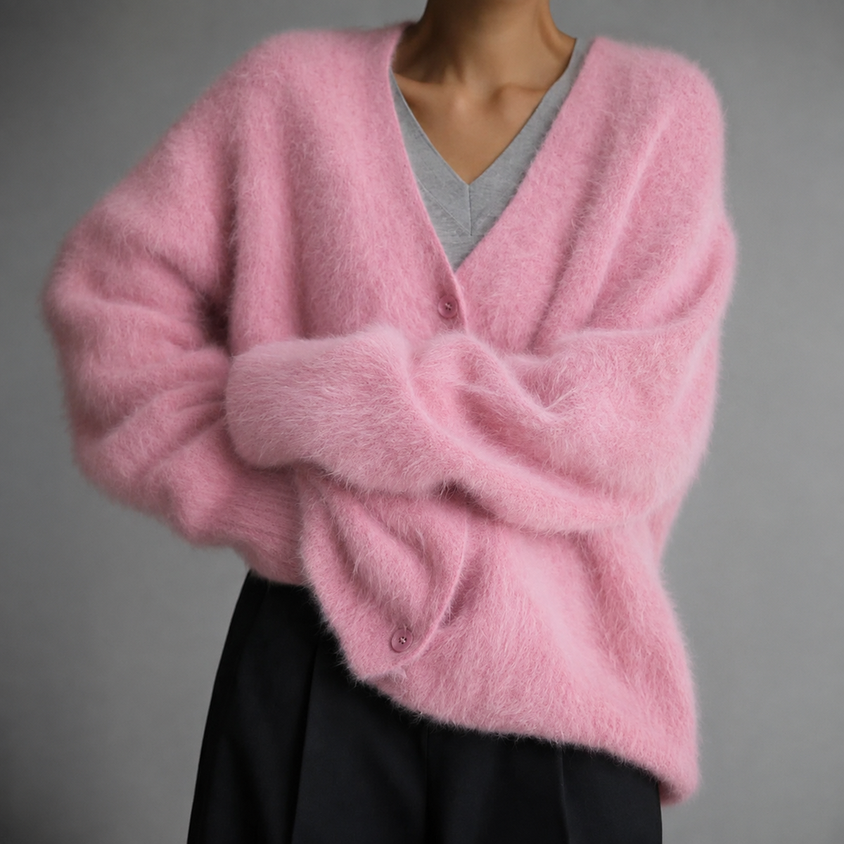 Belinda | Relaxed-Fit Button-Front V-Neck Cardigan for Women
