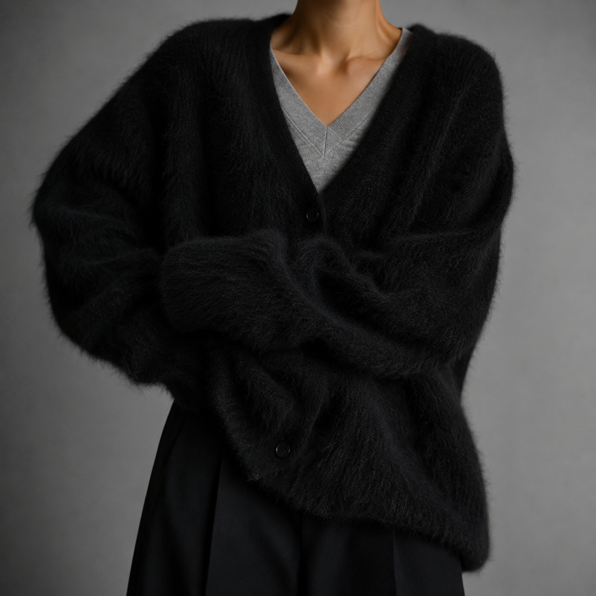 Belinda | Relaxed-Fit Button-Front V-Neck Cardigan for Women