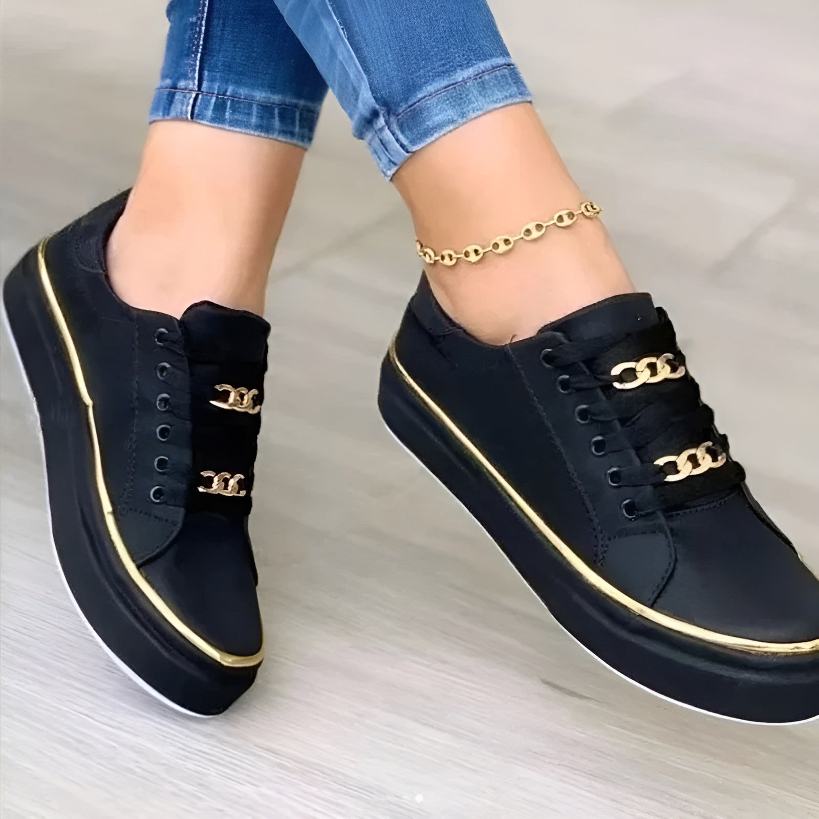 Comfortable Christine Brewer Alexya orthopedic women's sneakers with stylish design, ideal for walking and everyday support.