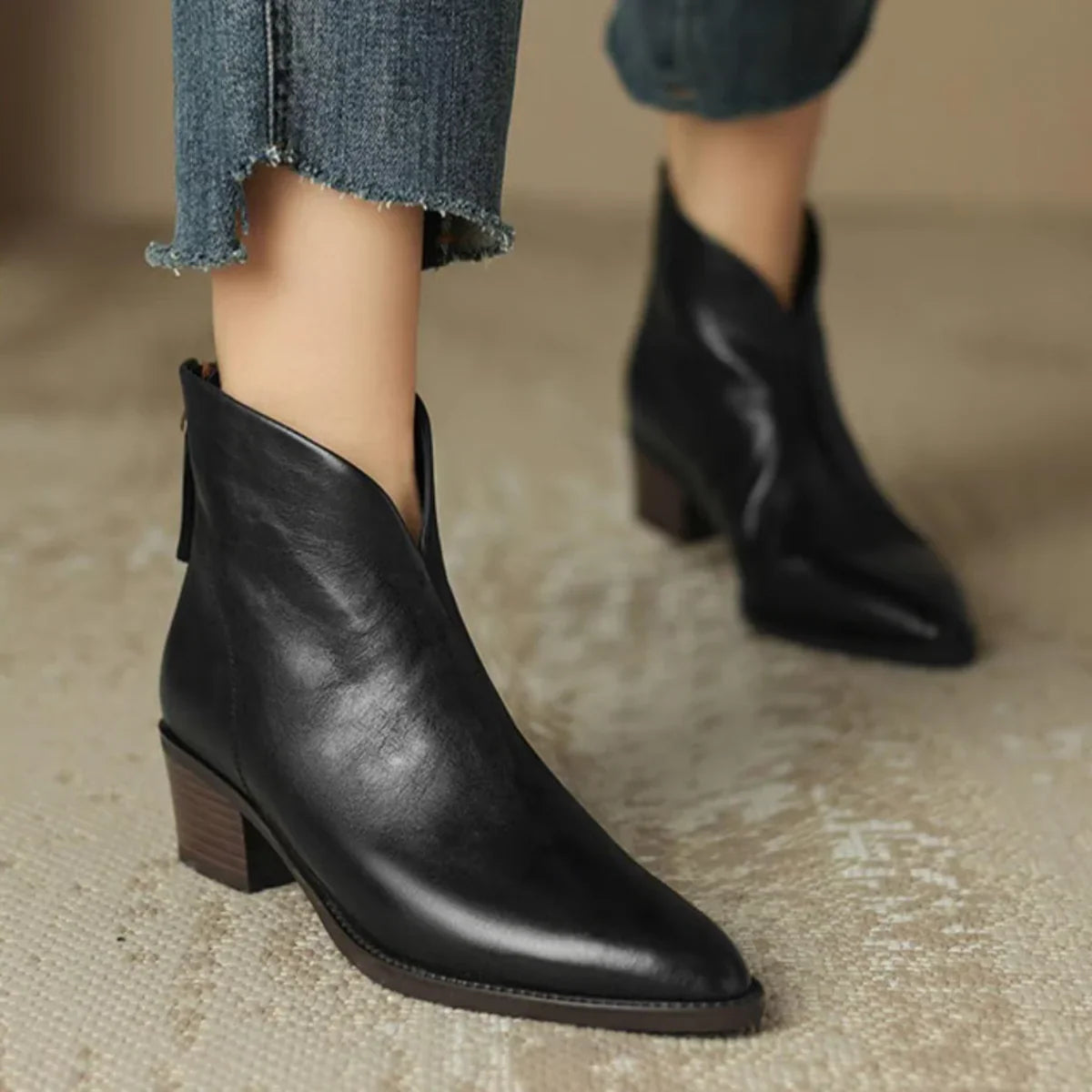 Daisy | Ankle Boots Booties Women Winter Pointed Toe Block Heel Leather Zip V-Cut Brown