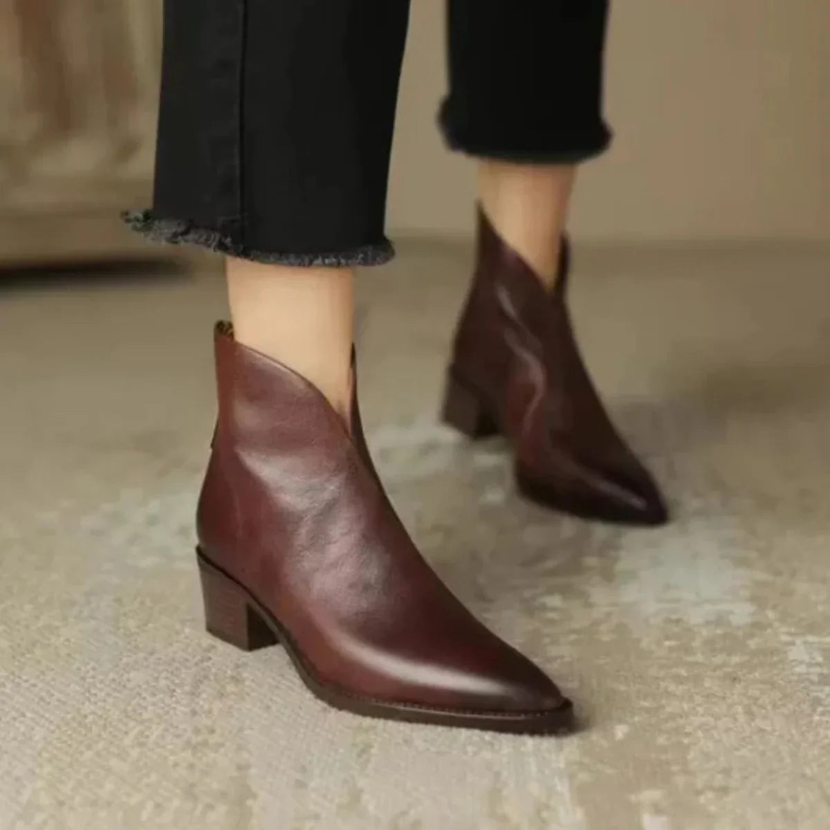 Daisy | Ankle Boots Booties Women Winter Pointed Toe Block Heel Leather Zip V-Cut Brown