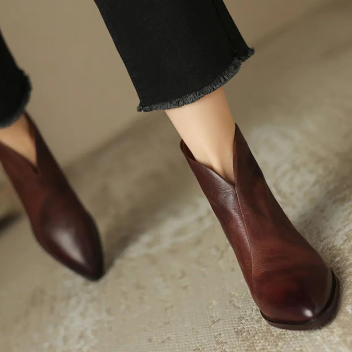 Daisy | Ankle Boots Booties Women Winter Pointed Toe Block Heel Leather Zip V-Cut Brown