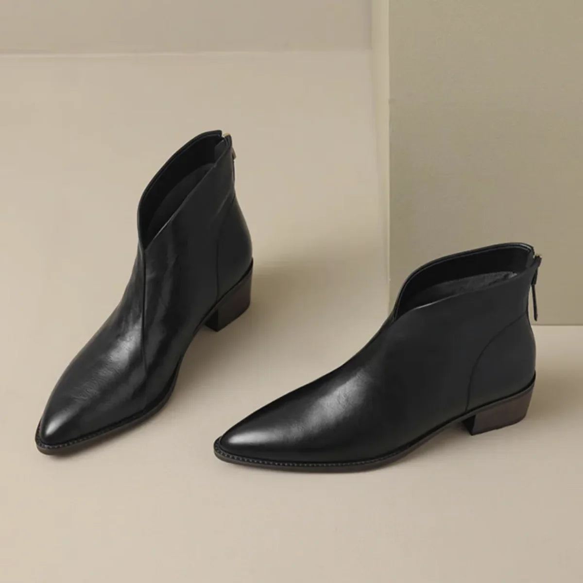 Daisy | Ankle Boots Booties Women Winter Pointed Toe Block Heel Leather Zip V-Cut Brown