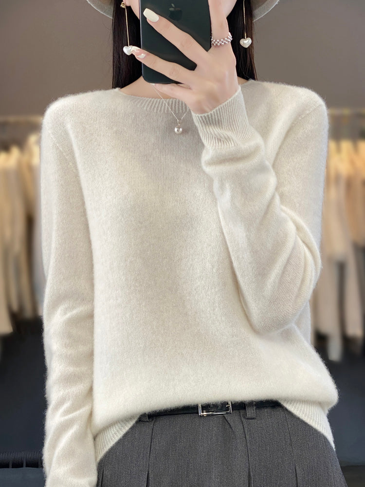 Christine Brewer Helena knit sweater for women, featuring a cozy, stylish design in soft yarn with long sleeves and a ribbed neckline.