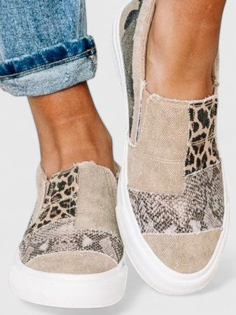 Christine Brewer Solivandrae orthopedic loafers for women, trendy canvas shoes with comfortable design and stylish appearance.
