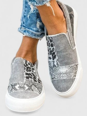 Christine Brewer Solivandrae orthopedic loafers for women, trendy canvas shoes with comfortable, supportive design.