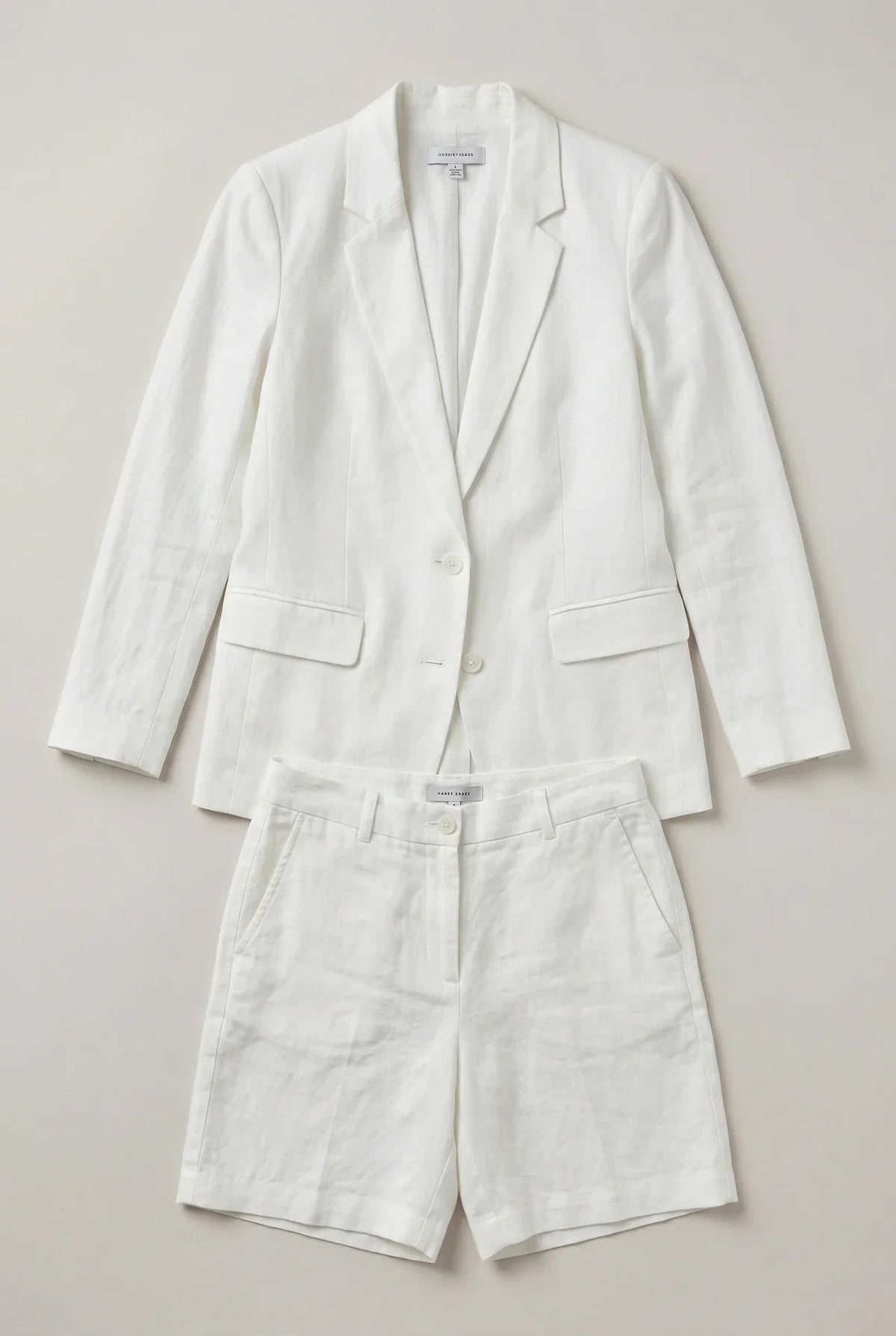 Penelope tailored blazer for women by Christine Brewer, stylish fitted blazer with classic lapel and button closure.