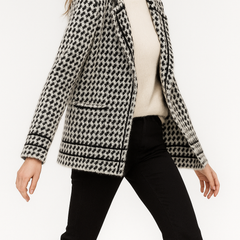Isabella Christine Brewer women's cropped double-breasted knit cardigan made of wool, featuring a cozy, stylish design.